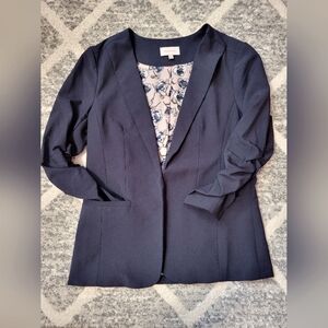 Navy fitted blazer, Size Medium, Skies are blue
